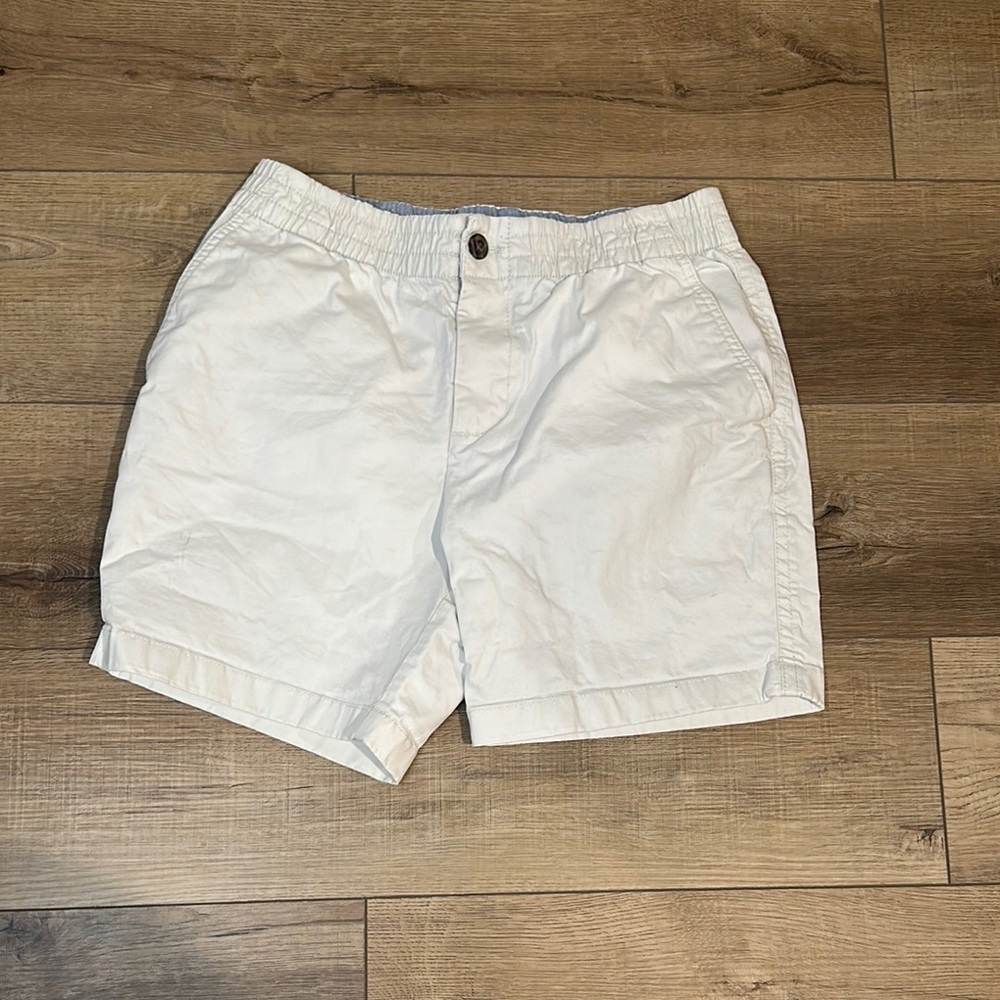 Tommy Hilfiger White 5” inseam Shorts